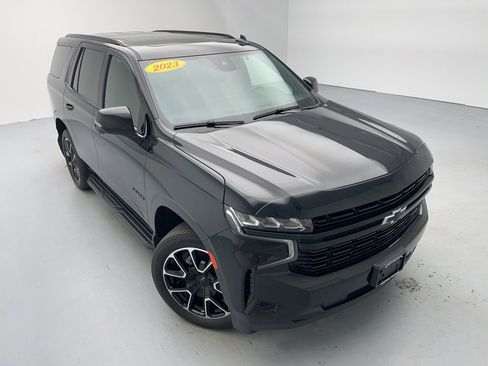 Used 2023 Chevrolet Tahoe RST w/ Luxury Package image 2