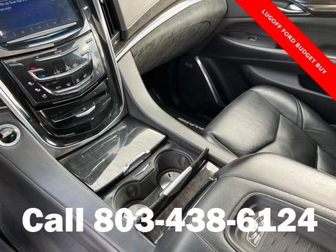 Used 2016 Cadillac Escalade Platinum AWD/4WD image 29