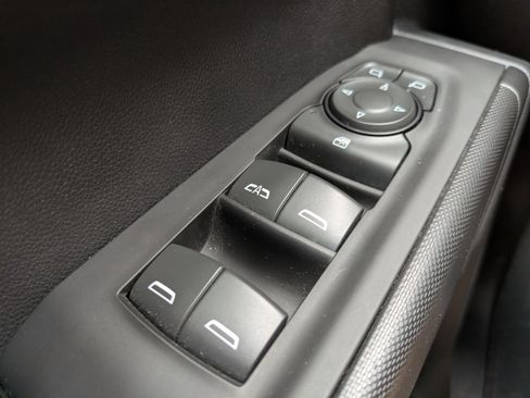 Used 2022 Chevrolet Silverado 1500 Custom image 19