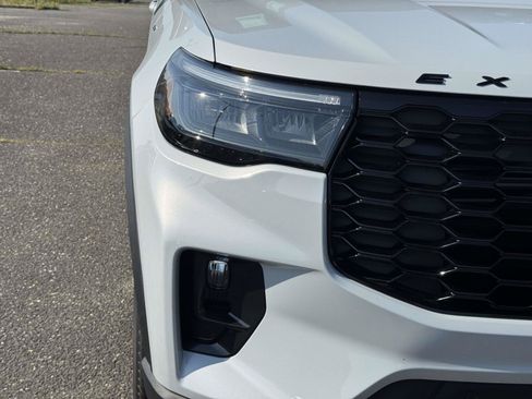 New 2026 Ford Explorer ST-Line AWD/4WD image 7