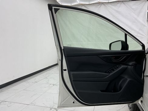 Used 2018 Subaru Crosstrek 2.0i Premium AWD/4WD image 18