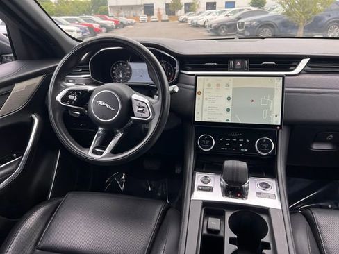 Used 2021 Jaguar F-PACE S AWD/4WD image 19