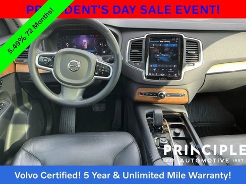 Certified 2023 Volvo XC90 B6 Core w/ Climate Package image 17