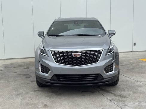 New 2025 Cadillac XT5 Luxury image 3