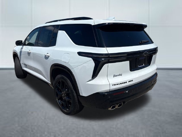 Used 2026 Chevrolet Traverse RS w/ LPO, Floor Liner Package AWD/4WD image 2
