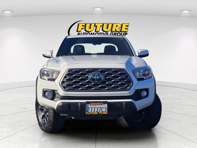Used 2021 Toyota Tacoma TRD Off-Road w/ Technology Package AWD/4WD image 2
