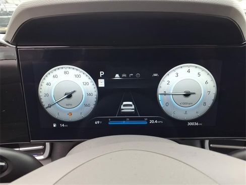 Used 2024 Hyundai Elantra SEL image 23