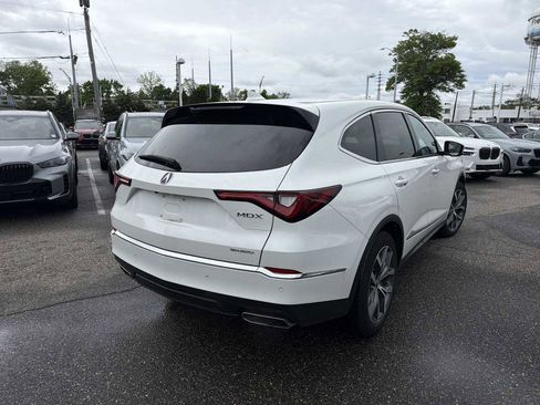 Used 2023 Acura MDX SH-AWD w/ Technology Package image 7