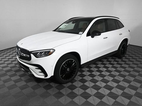 New 2027 Mercedes-Benz GLC 300 image 1