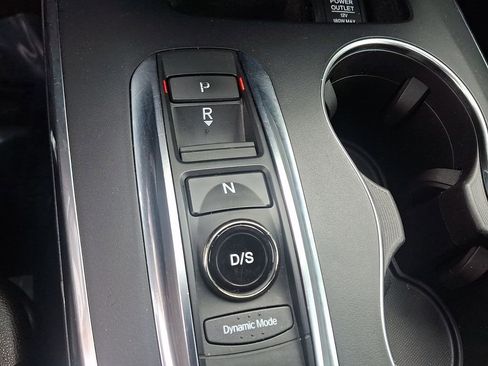 Used 2017 Acura MDX SH-AWD w/ Tech & Entertainment image 16