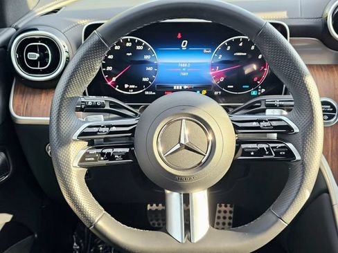 Certified 2024 Mercedes-Benz GLC 300 4MATIC image 31