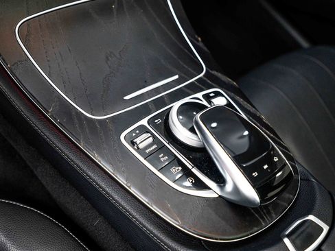 Used 2020 Mercedes-Benz E 350 4MATIC Sedan image 13