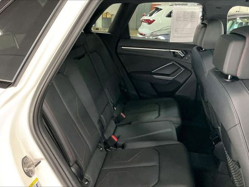 Certified 2025 Audi Q3 2.0T Premium Plus w/ Premium Plus Package image 29