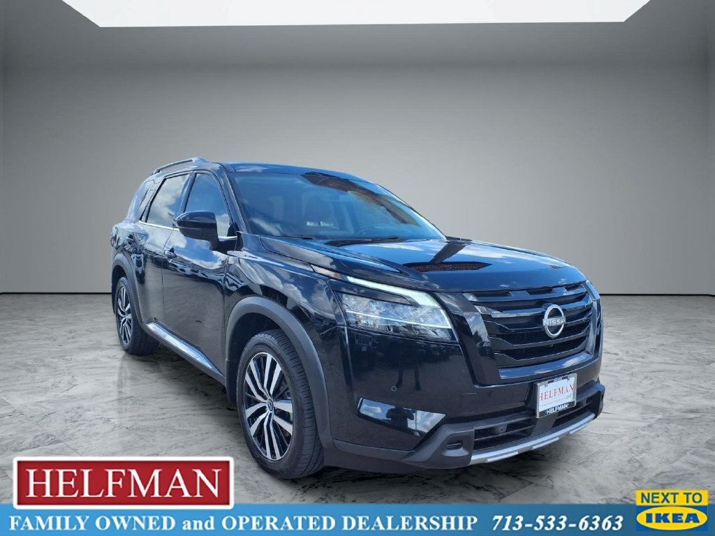 Used 2024 Nissan Pathfinder Platinum FWD image 1