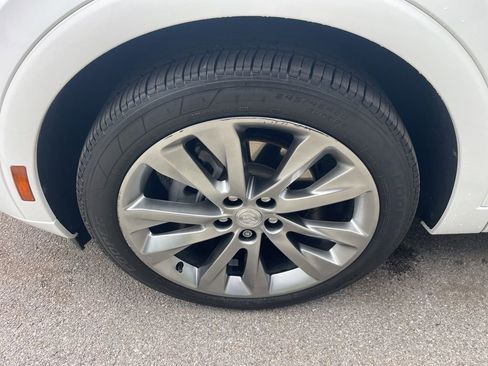 Used 2021 Buick Envision Avenir w/ Technology Package II image 39