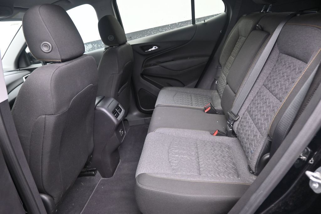 Used 2024 Chevrolet Equinox LT FWD image 14