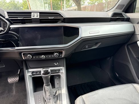 Used 2020 Audi Q3 2.0T Premium AWD/4WD image 19