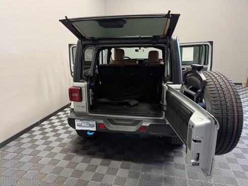 Used 2023 Jeep Wrangler Unlimited Sahara w/ Cold Weather Group image 22