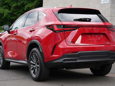 Used 2022 Lexus NX 350 AWD image 3