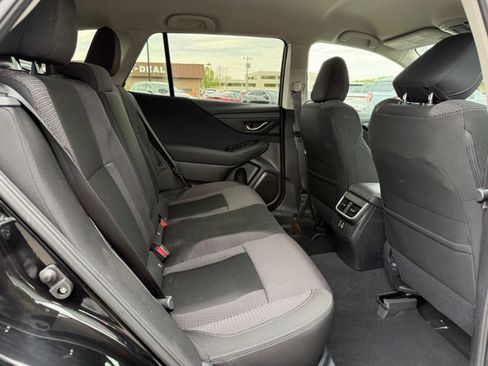 Used 2024 Subaru Outback Premium AWD/4WD image 25