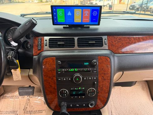 Used 2007 Chevrolet Avalanche LT w/ LT Preferred Equipment Group RWD image 12