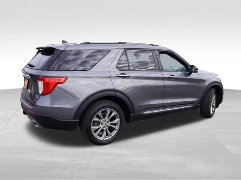 Certified 2023 Ford Explorer Limited w/ Limited Technology Package image 5