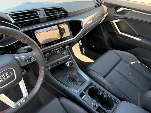 Certified 2025 Audi Q3 2.0T Premium Plus w/ Premium Plus Package AWD/4WD image 25
