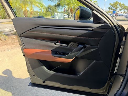 Used 2024 MAZDA CX-50 AWD 2.5 Turbo w/ Cargo Package image 25