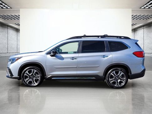 Used 2025 Subaru Ascent Touring image 10