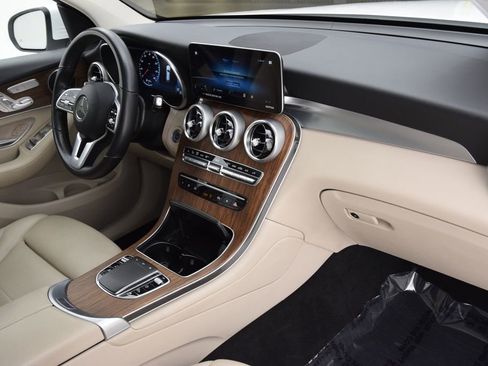 Used 2022 Mercedes-Benz GLC 300 image 15