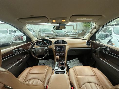 Used 2017 Buick Enclave Leather AWD/4WD image 15