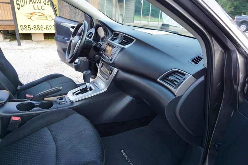 Used 2015 Nissan Sentra SR FWD image 15
