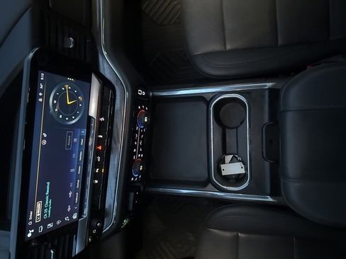 Used 2024 Chevrolet Silverado 2500 LTZ w/ LTZ Plus Package image 30