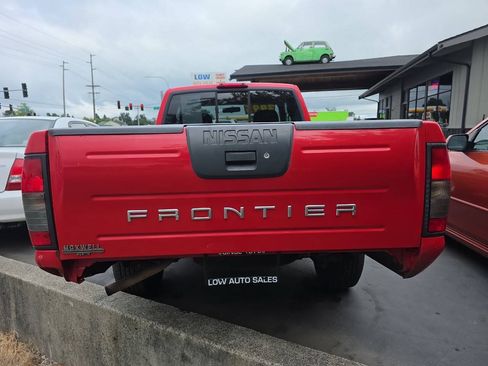 Used 2001 Nissan Frontier XE RWD image 12