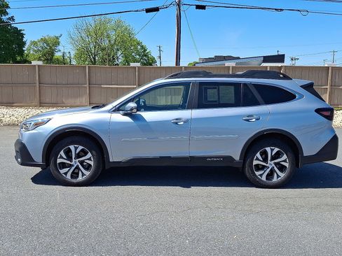 Used 2021 Subaru Outback Limited XT w/ Popular Package #2 AWD/4WD image 9