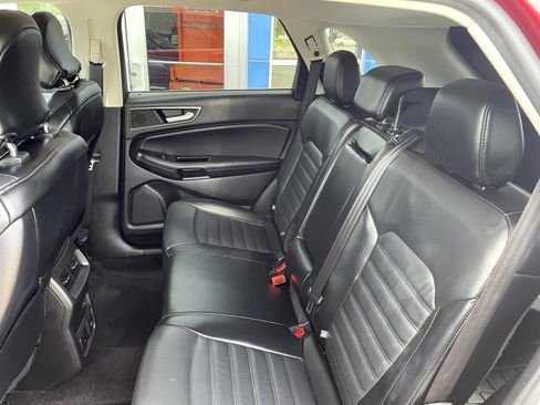 Used 2015 Ford Edge SEL w/ Equipment Group 201A AWD/4WD image 9