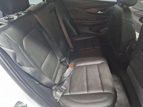 Used 2024 Buick Envista Sport Touring w/ Convenience I Package FWD image 32