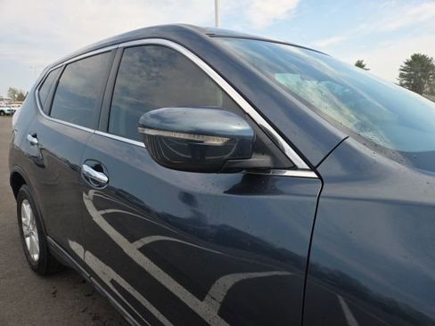 Used 2014 Nissan Rogue S image 7