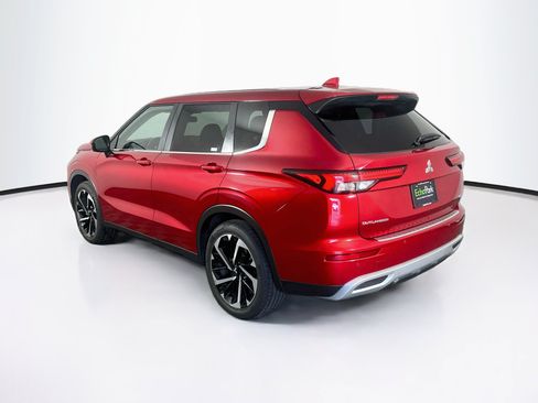 Used 2024 Mitsubishi Outlander SE AWD/4WD image 5