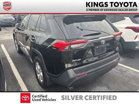 Used 2019 Toyota RAV4 XLE w/ Convenience Package AWD/4WD image 5