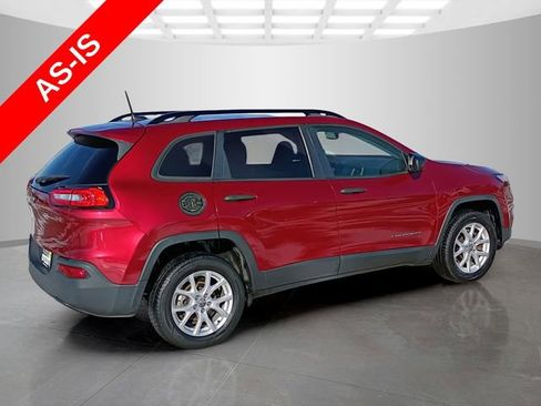 Used 2016 Jeep Cherokee Sport w/ Cold Weather Group FWD image 10