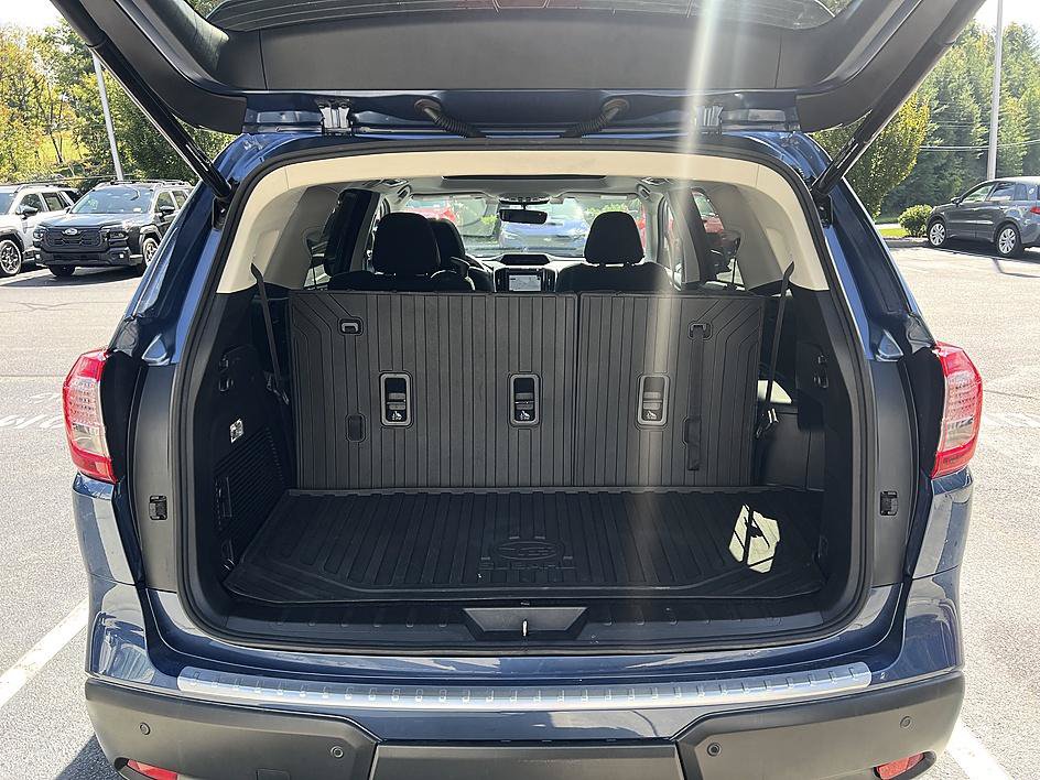 Used 2020 Subaru Ascent Premium w/ Sport Package AWD/4WD image 22