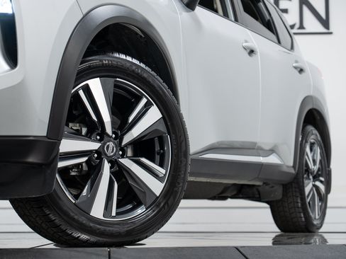 Used 2021 Nissan Rogue SL w/ Premium Package AWD/4WD image 27