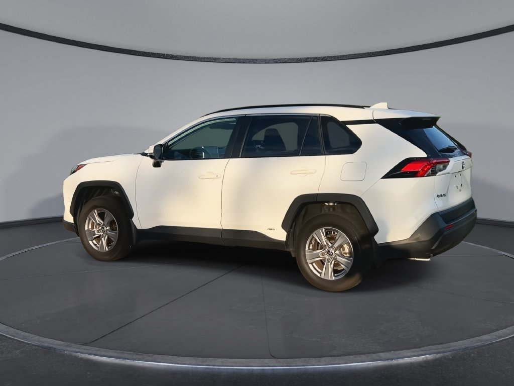 Certified 2024 Toyota RAV4 XLE AWD/4WD image 6
