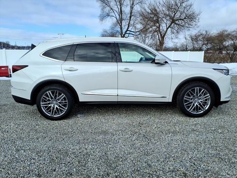 Used 2023 Acura MDX SH-AWD w/ Advance Package image 10