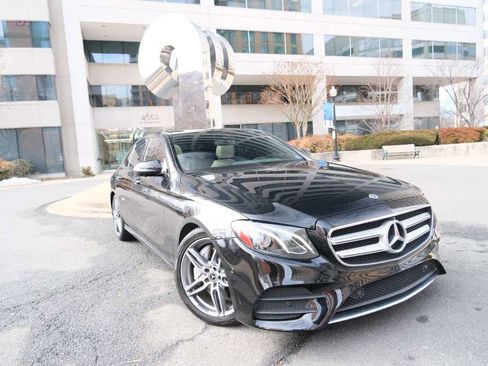 Used 2020 Mercedes-Benz E 350 Sedan w/ Parking Assistance Package image 2