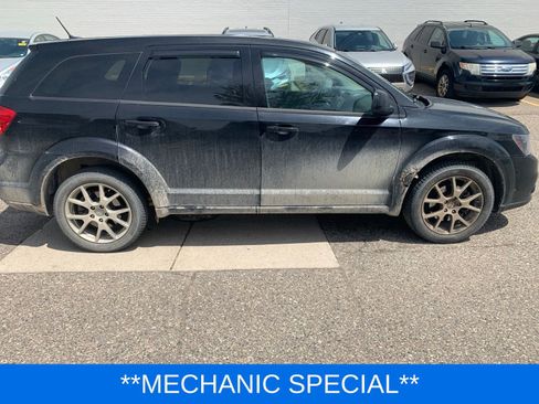 Used 2014 Dodge Journey R/T w/ Flexible Seating Group FWD image 4