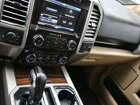 Used 2015 Ford F150 Lariat w/ Equipment Group 501A Mid AWD/4WD image 16