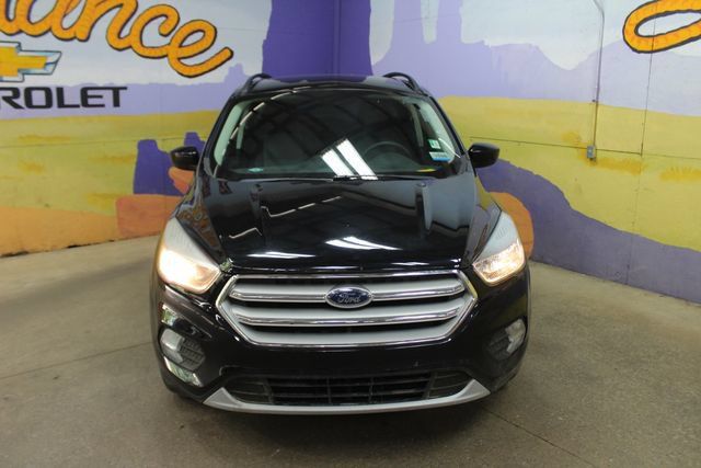 Used 2018 Ford Escape SE w/ SE SYNC Package FWD image 3