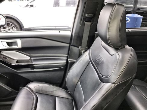 Used 2023 Ford Explorer ST w/ Equipment Group 401A image 25